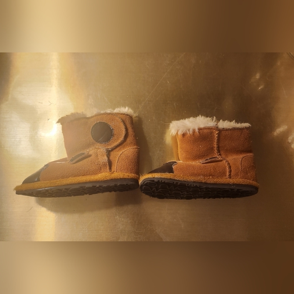 Emu Little Creatures Wool and Suede Walkers Size 12-18 months - Picture 2 of 8